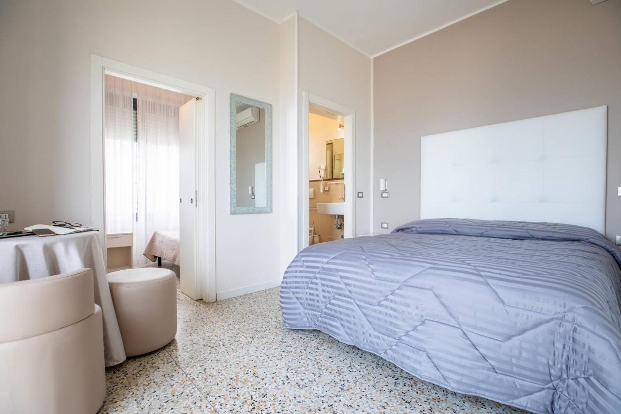 Hotel Deanna Bellaria-Igea Marina Ngoại thất bức ảnh