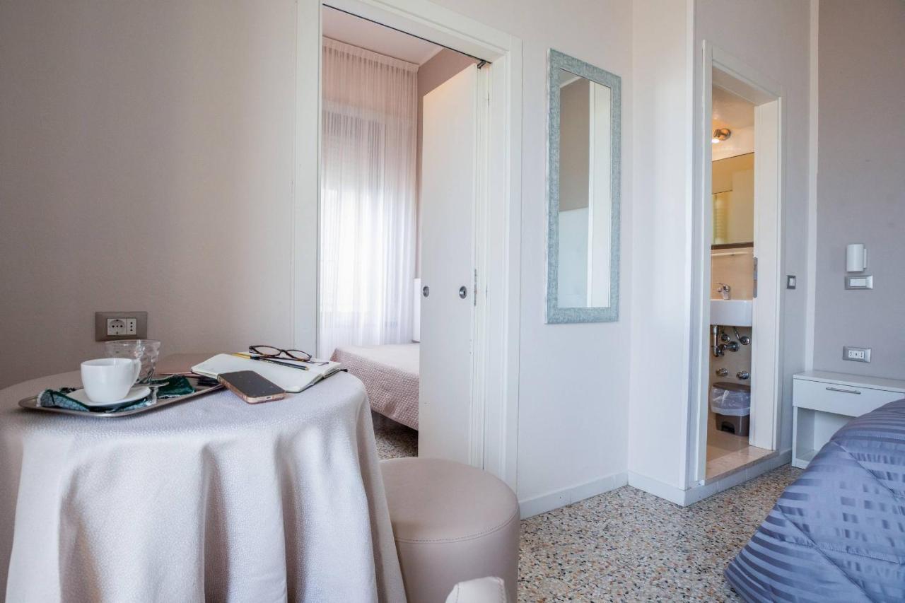 Hotel Deanna Bellaria-Igea Marina Ngoại thất bức ảnh