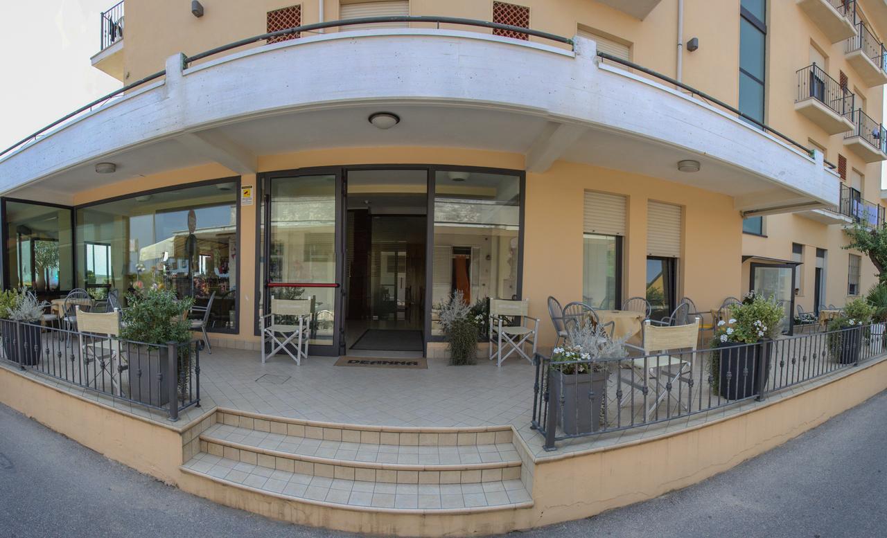 Hotel Deanna Bellaria-Igea Marina Ngoại thất bức ảnh
