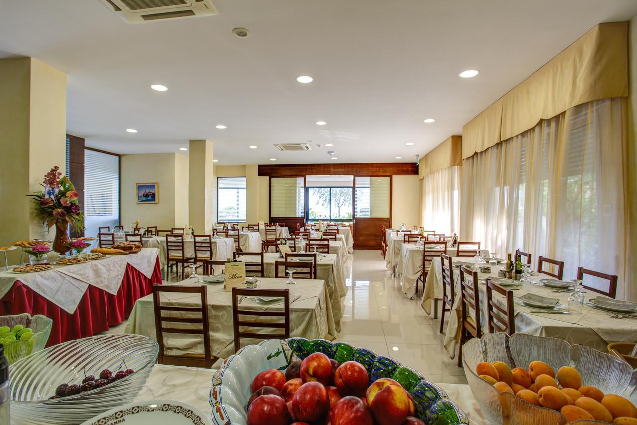 Hotel Deanna Bellaria-Igea Marina Ngoại thất bức ảnh