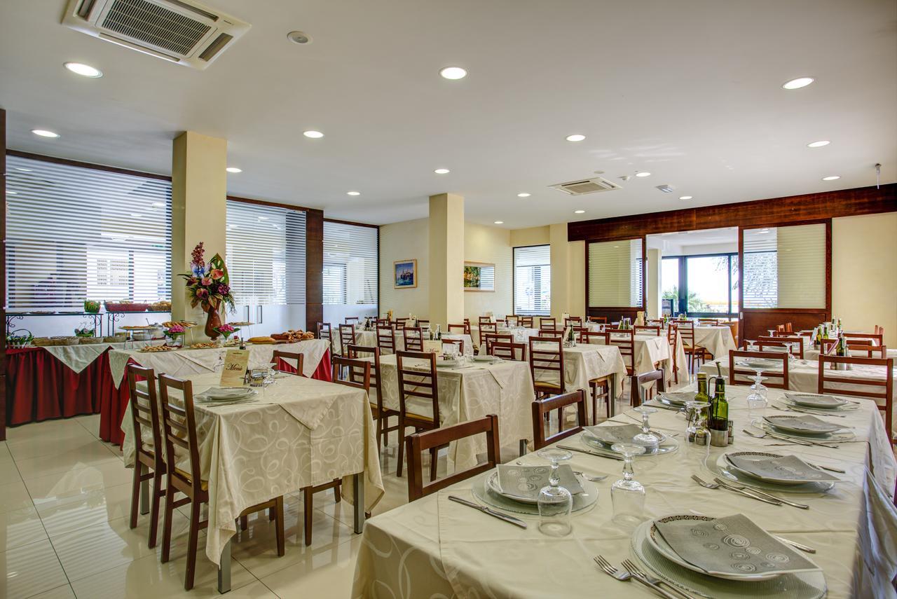 Hotel Deanna Bellaria-Igea Marina Ngoại thất bức ảnh